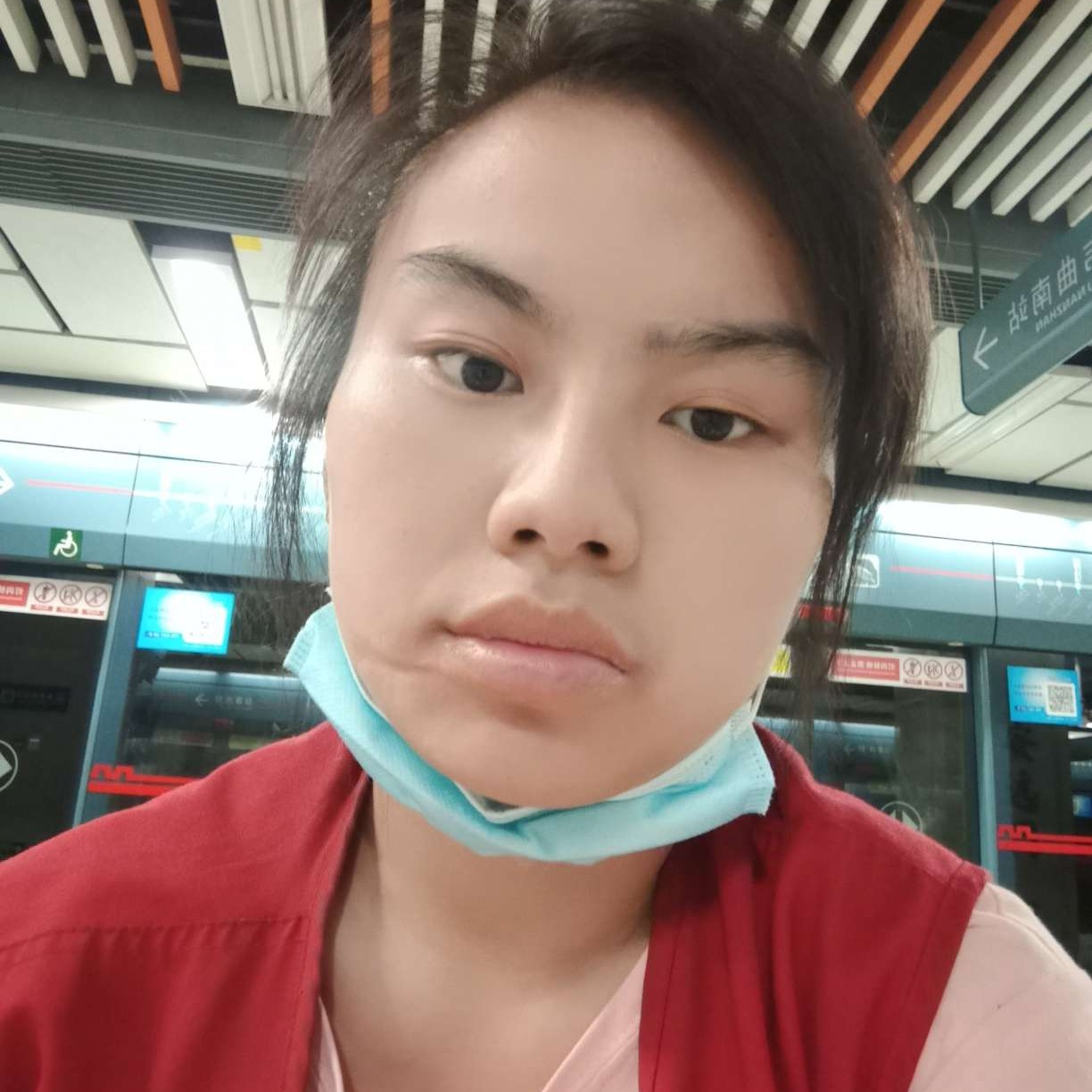 航空停止彼年的照片