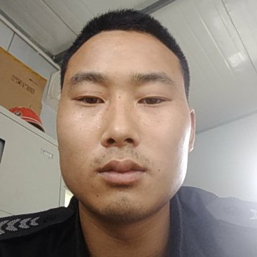 寂冷向钢铁侠的照片