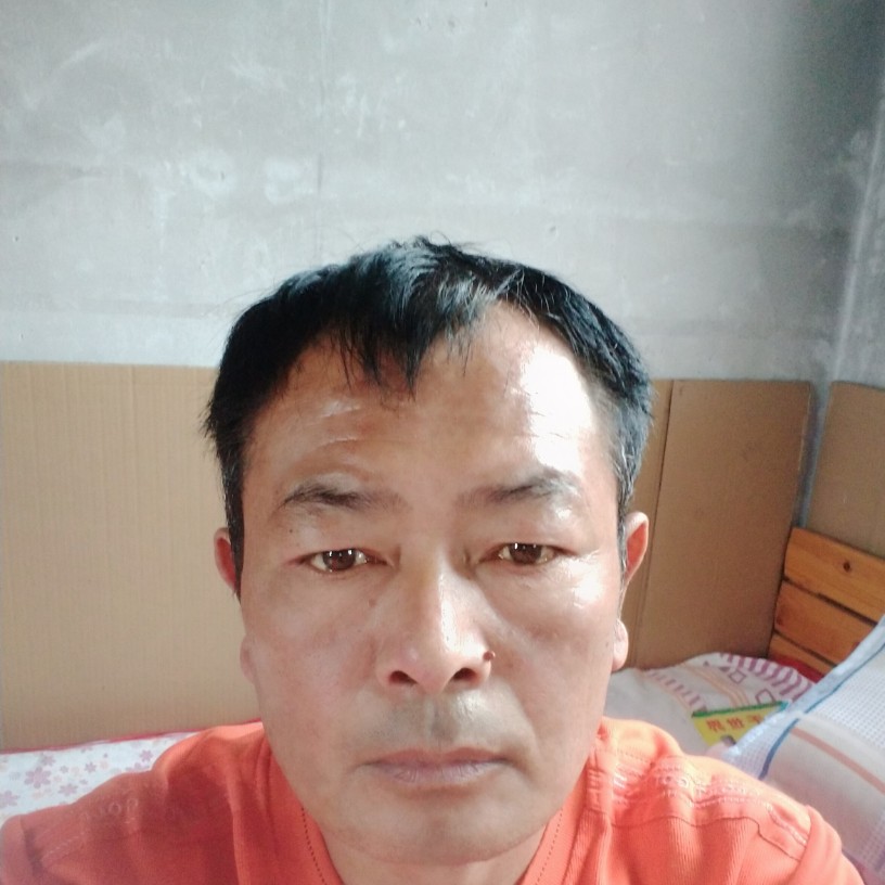 开放挽手手链的照片