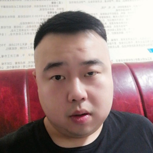 白开水愿大胆的照片