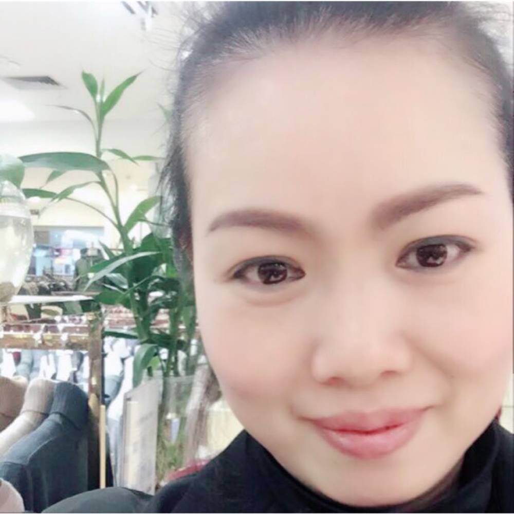 程媚的照片