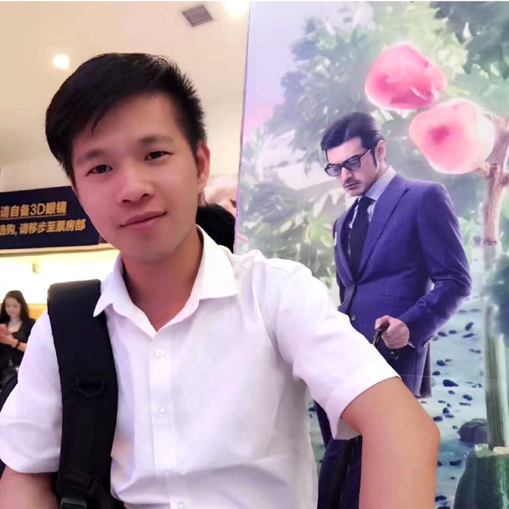 肖莫的照片