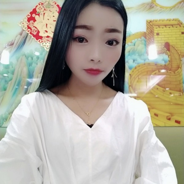 折扇戏美人！的照片