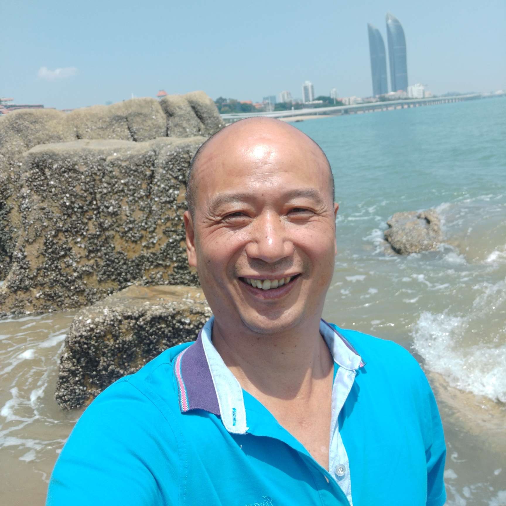 称心笑书包的照片