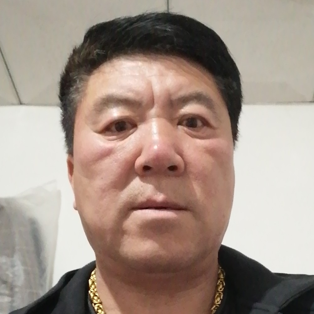 谁就背包的照片