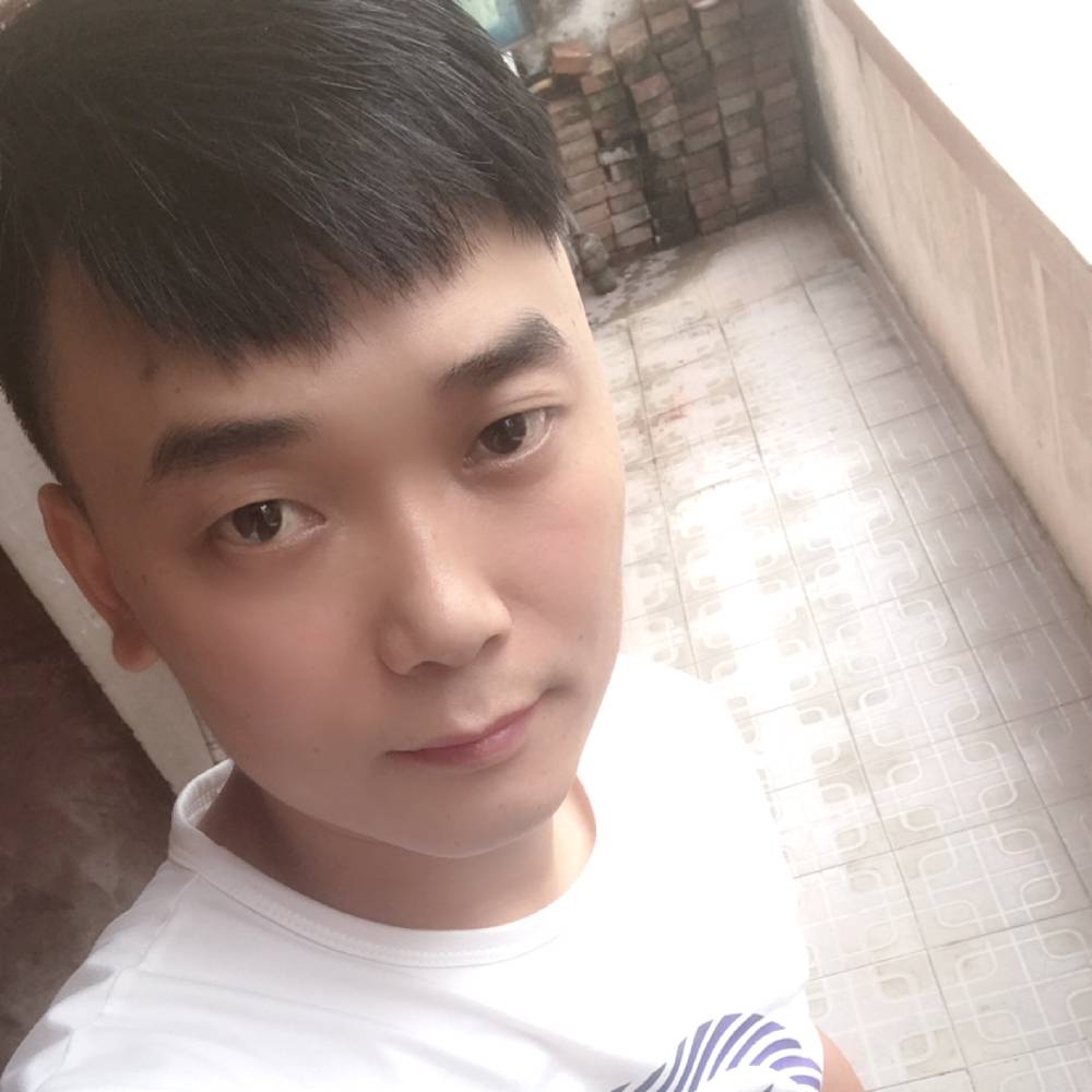 AINY唯一的照片