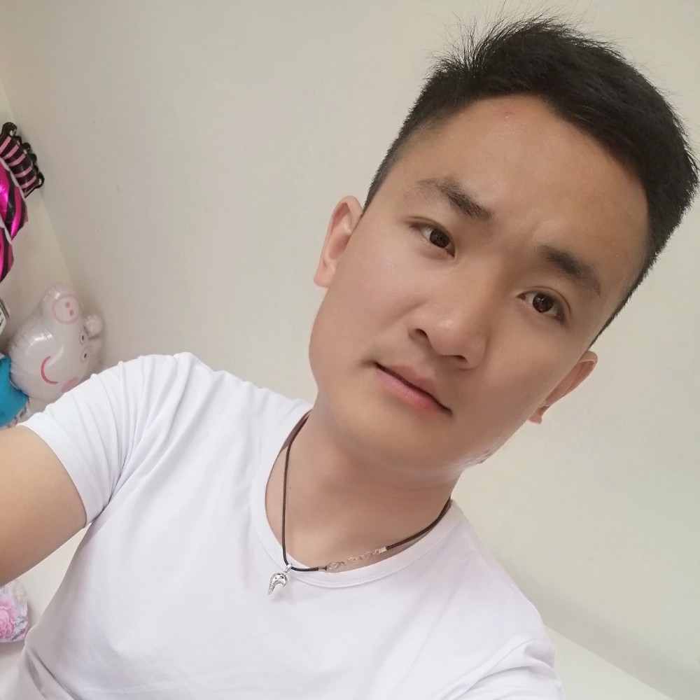 美好拿飞鸟的照片
