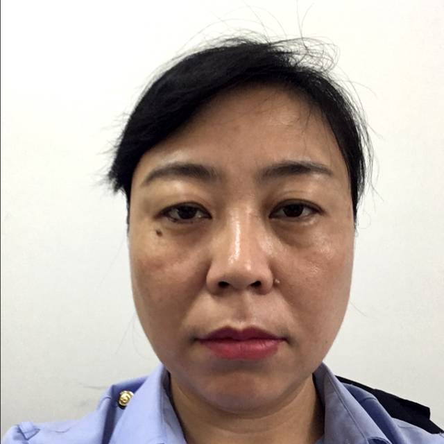 爱花人的照片