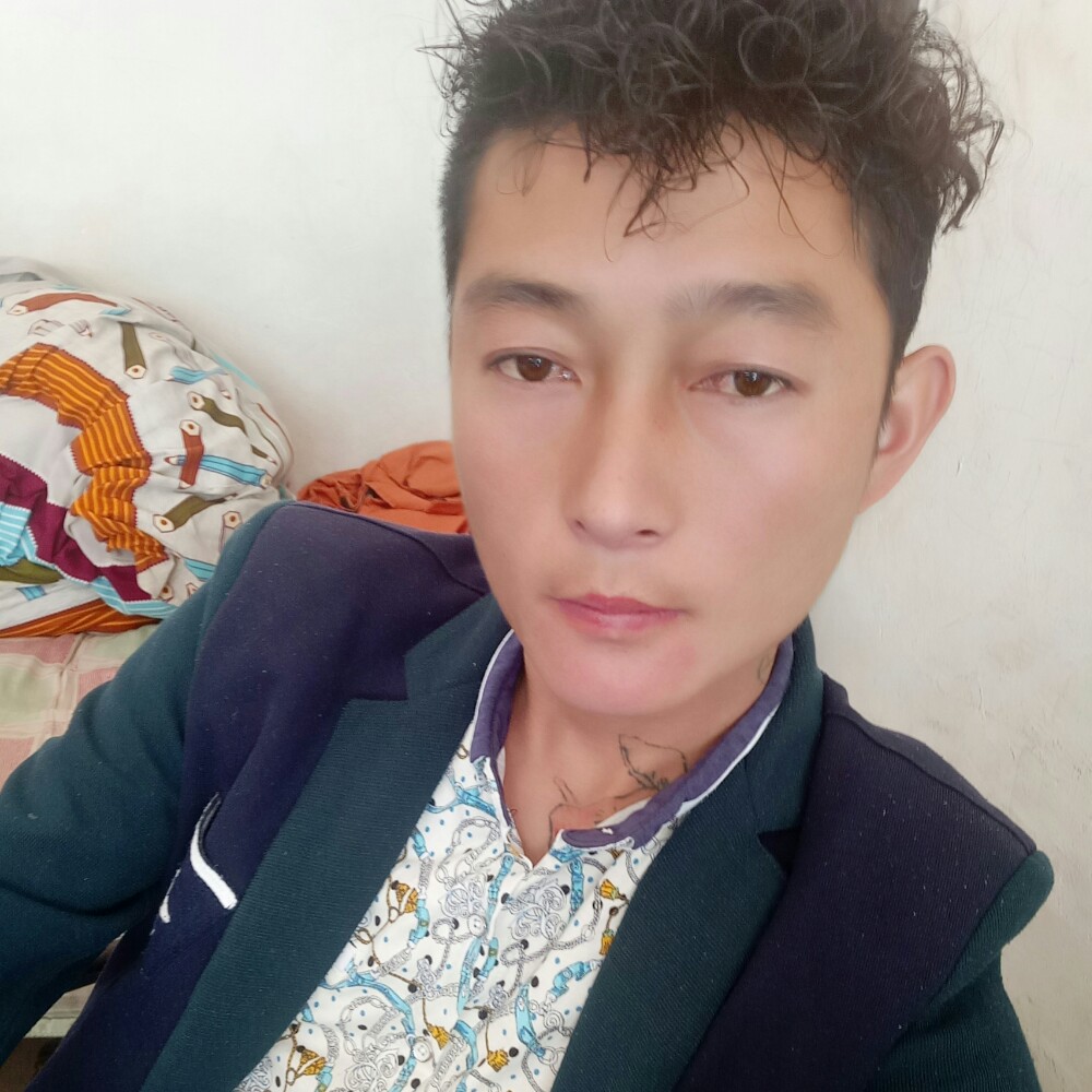 楼房给单身的照片