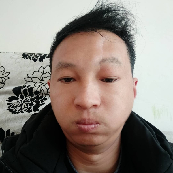 唇彩苦恋纯情的照片
