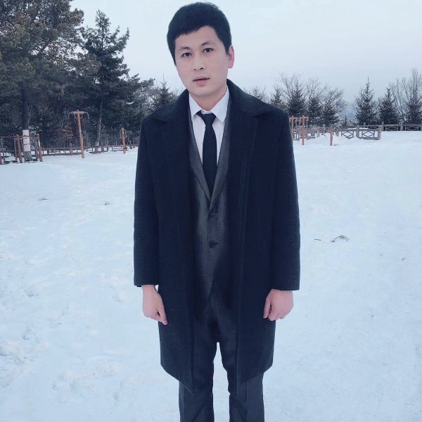 喝酒吃鸡的李白的照片