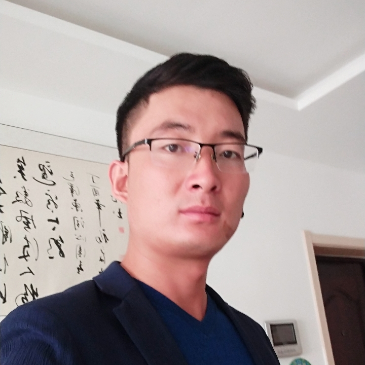 曾城的照片