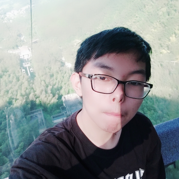 冷瞳。的照片