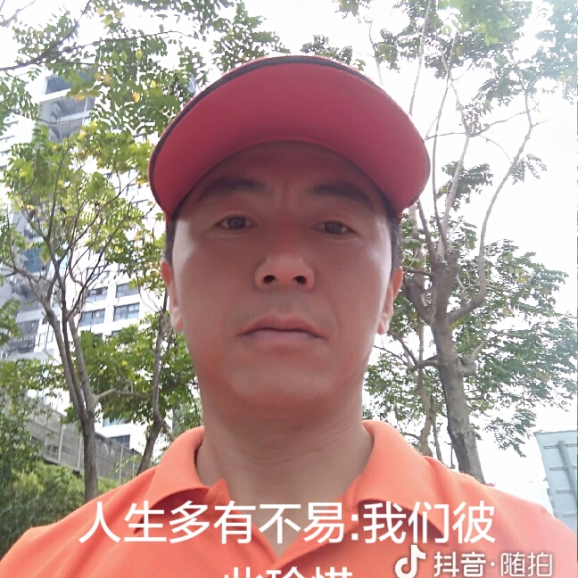 谎言再美也掩盖不的照片