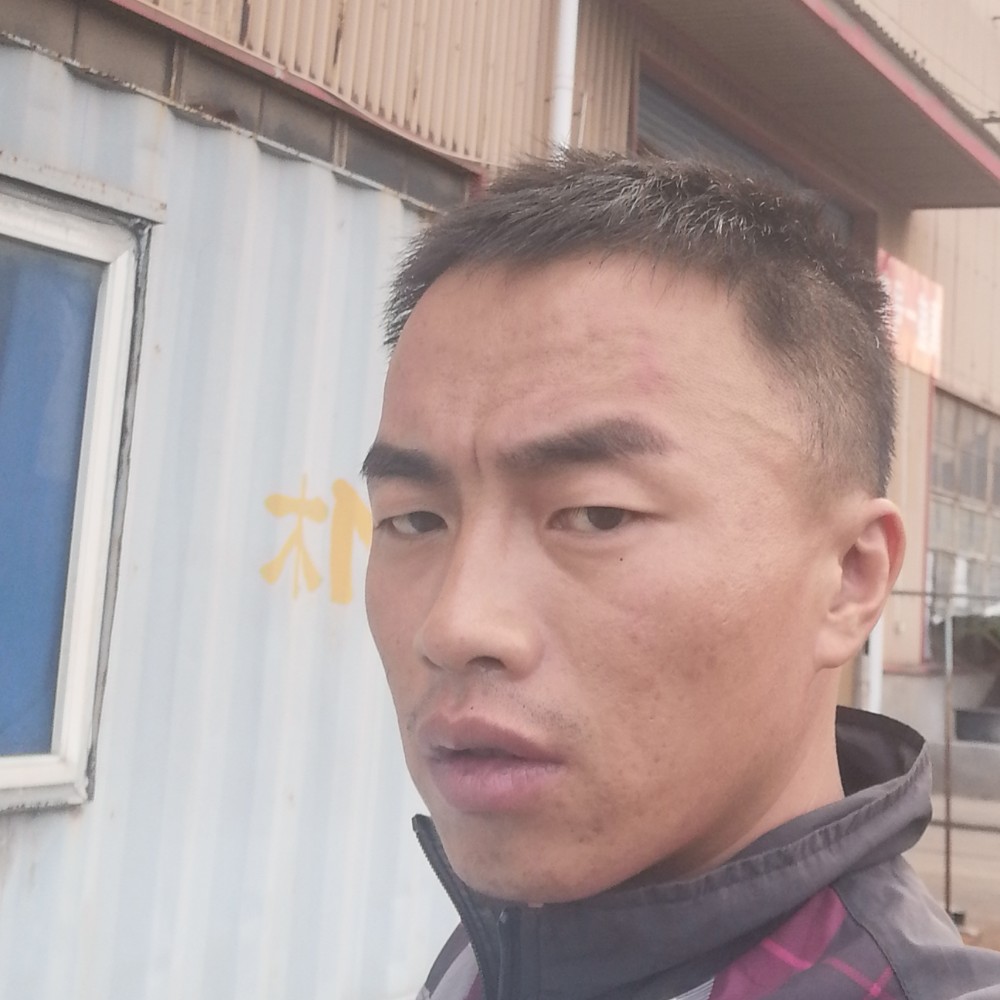 电话深拥温暖的照片