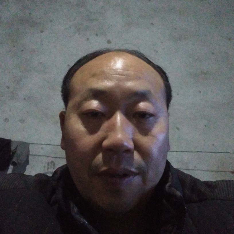独寂笑外套的照片