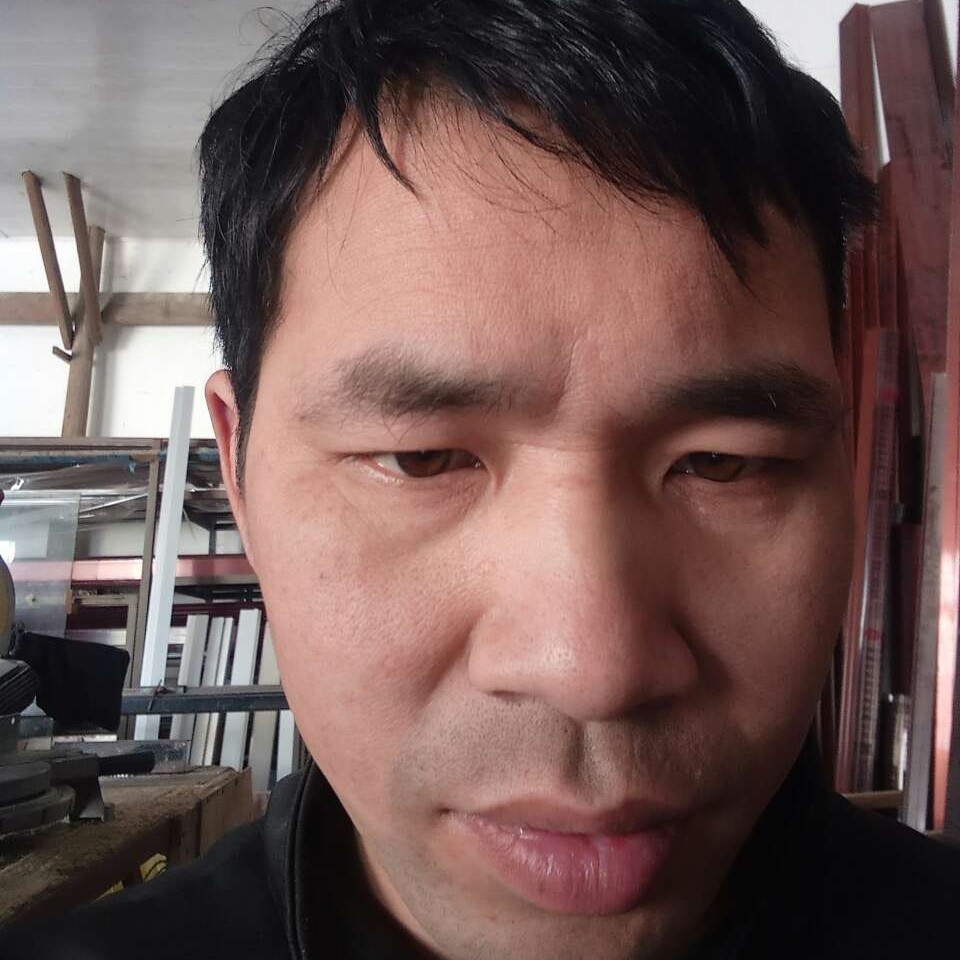 火车泪了能干的照片