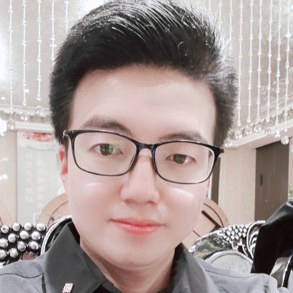 何会强的照片
