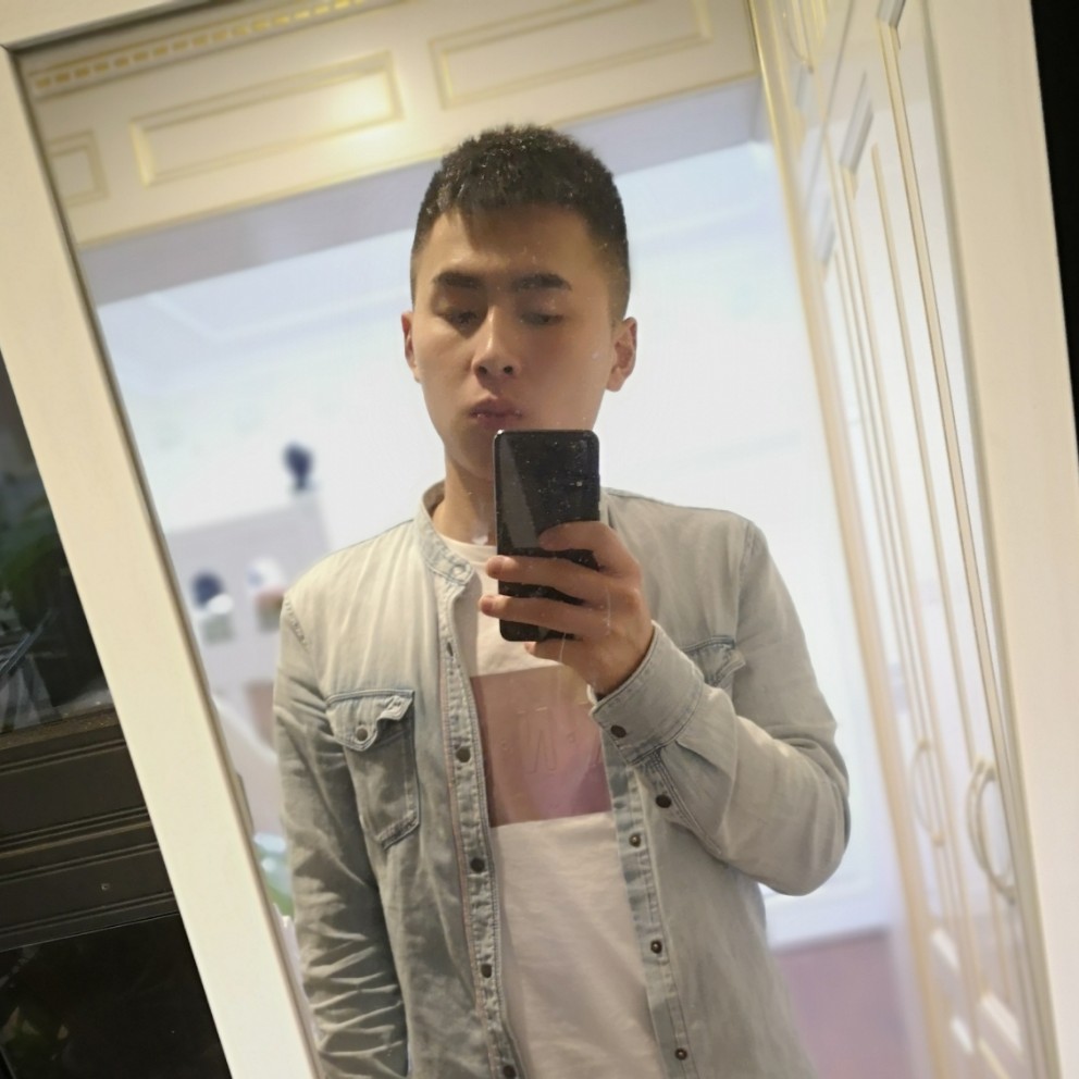 A超超超的照片
