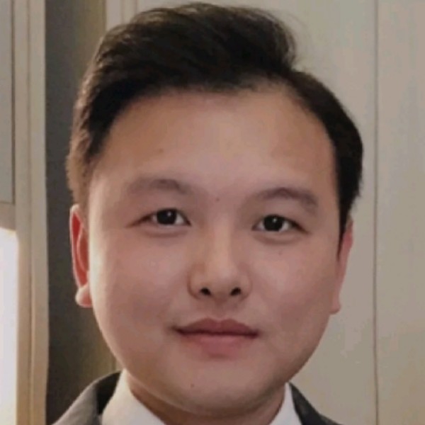 认真春华的照片