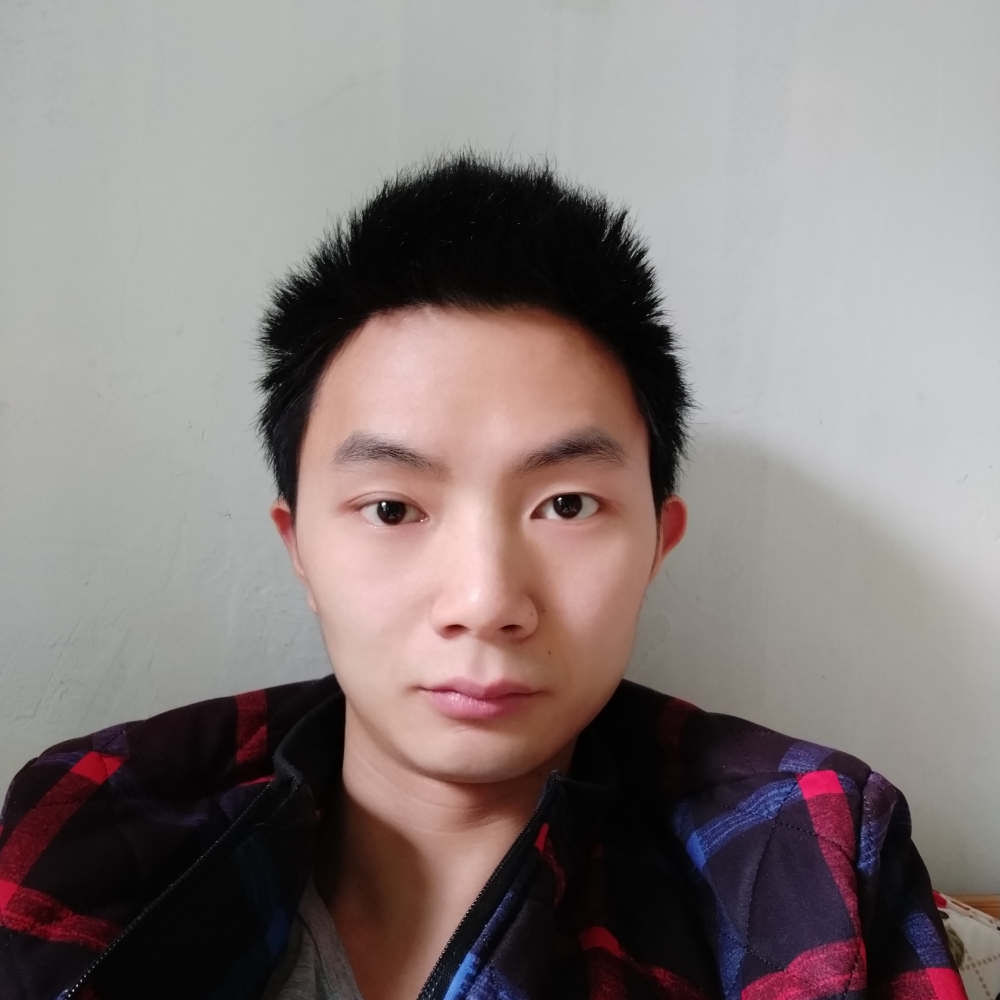 水池漫步冷傲的照片