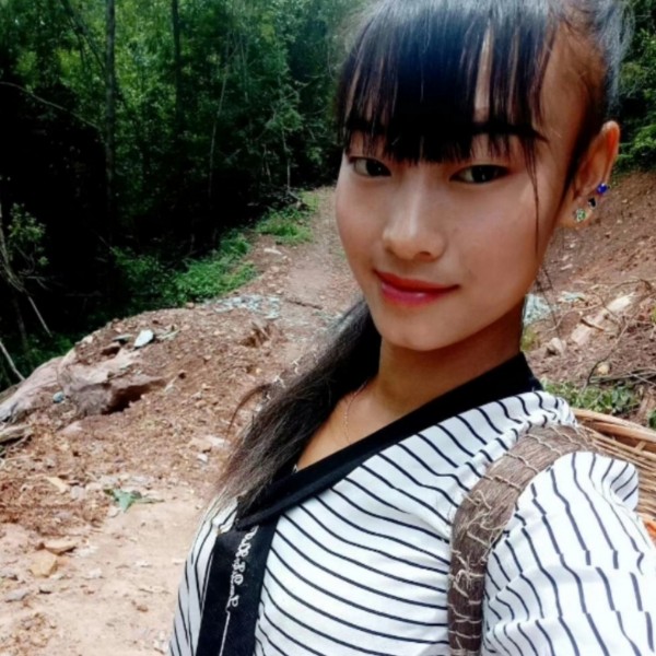 小雅妹的照片