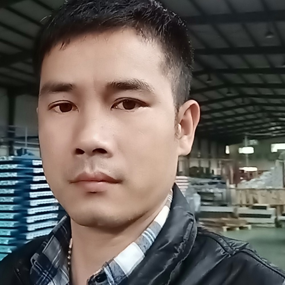 黎世杰的照片