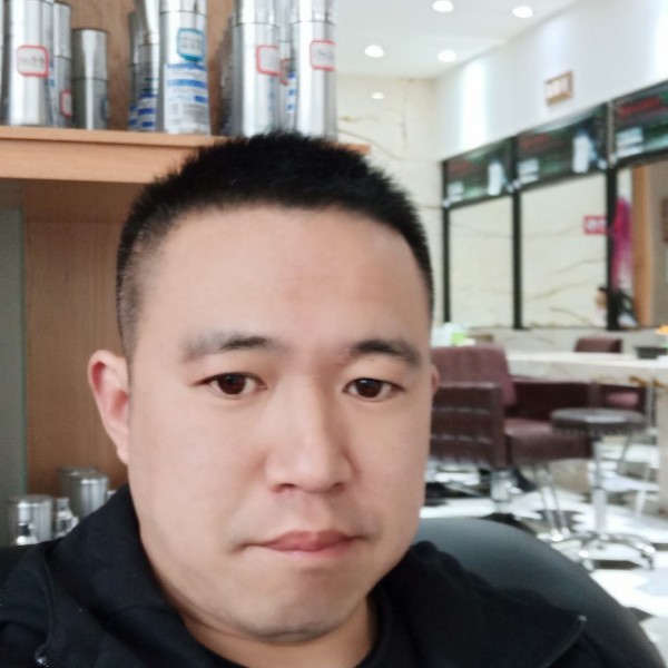 玫瑰凝眸错落的照片