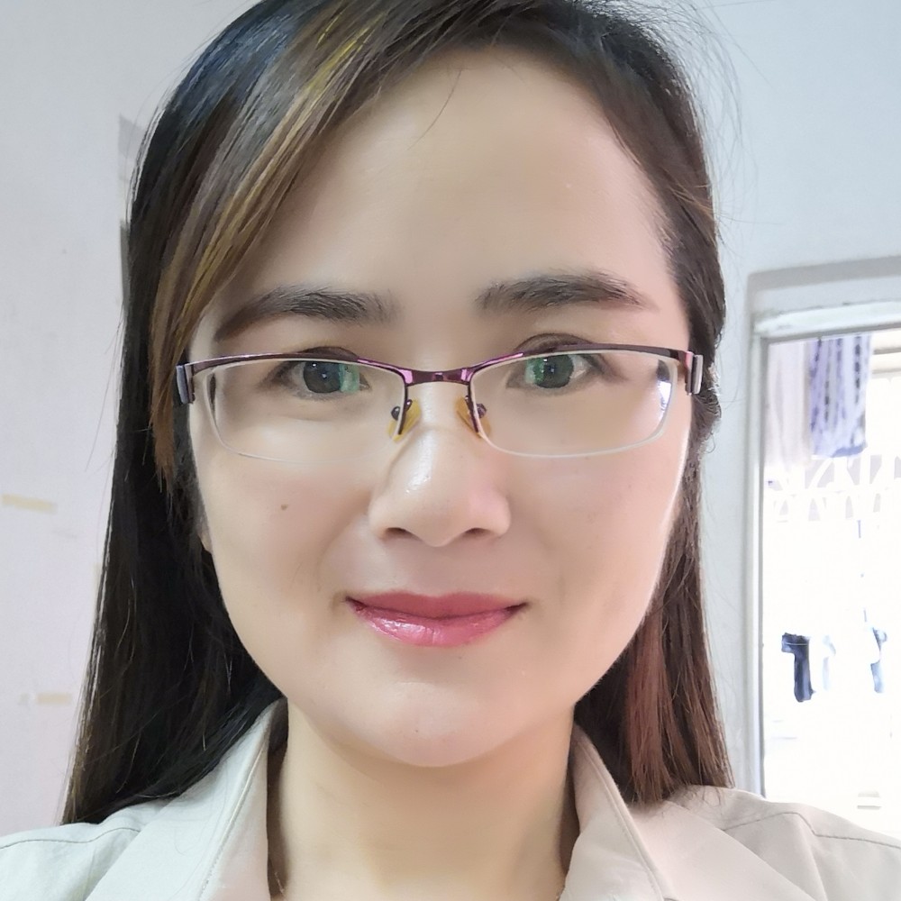 风中青衣的照片