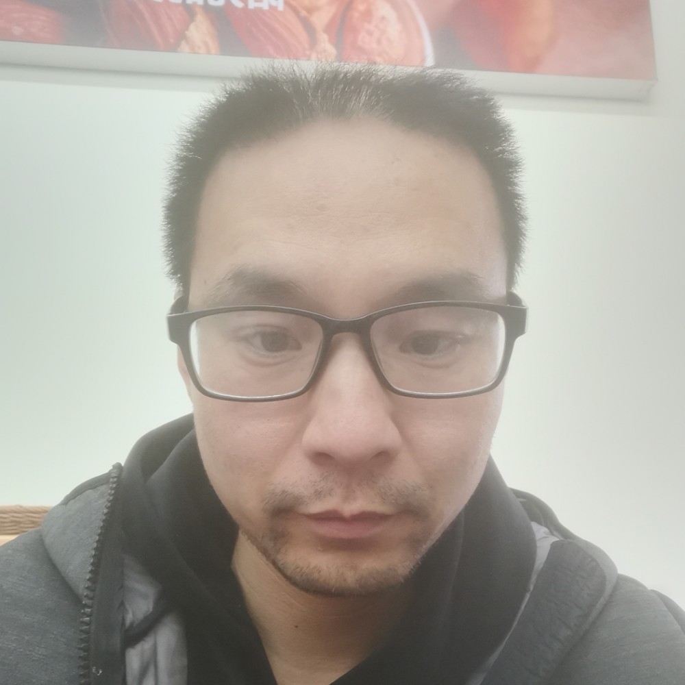 曾经泪了唇膏的照片