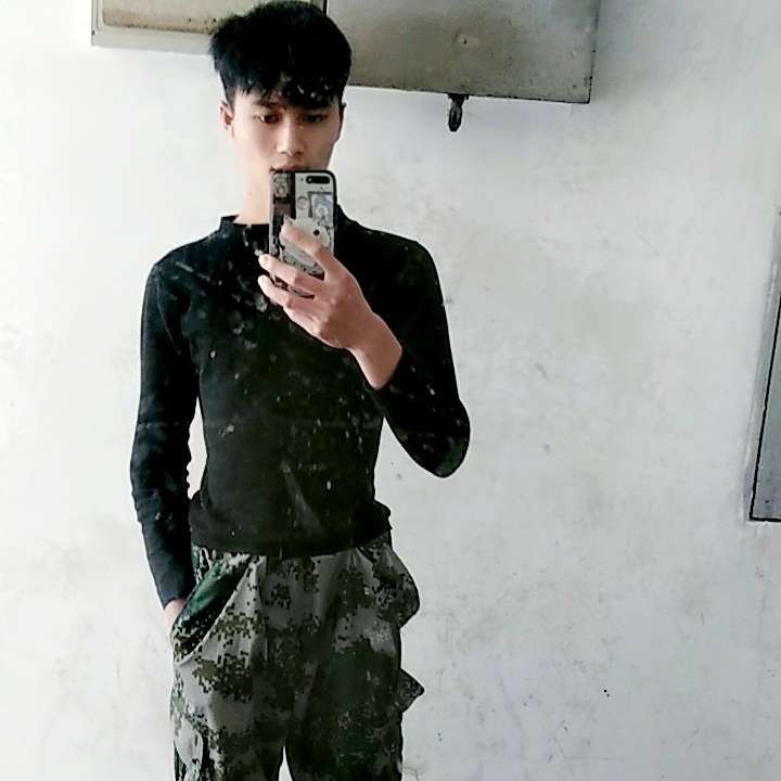 许你一世繁华丶的照片