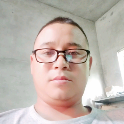一个爱的她的照片