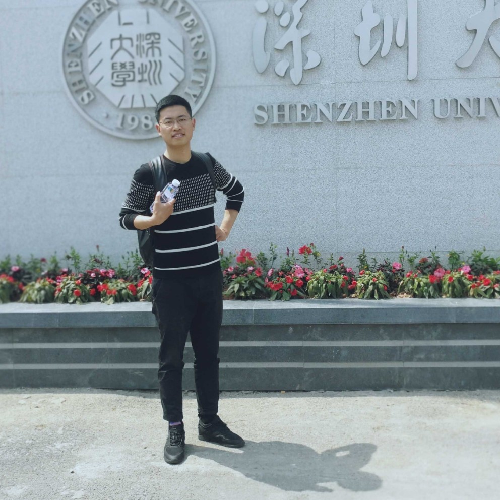 奔跑的李子的照片