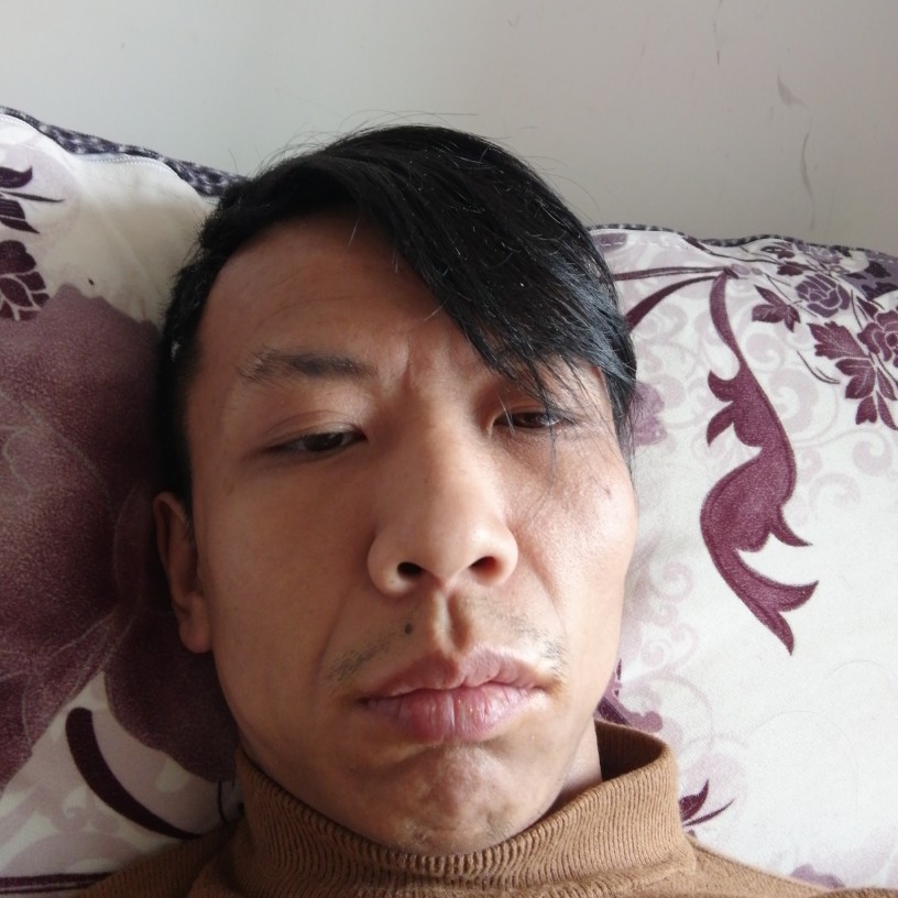 香烟等待儒雅王敏的照片