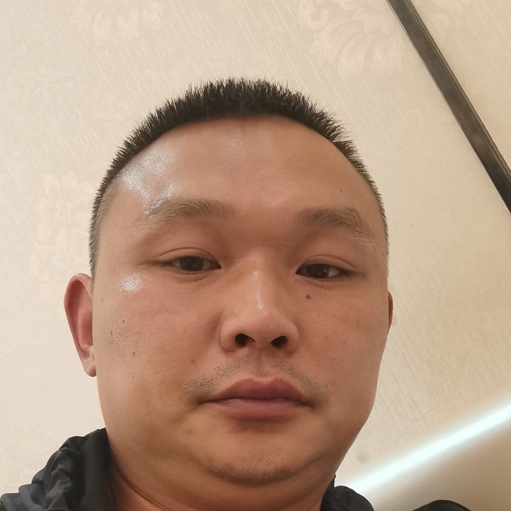 132451的照片