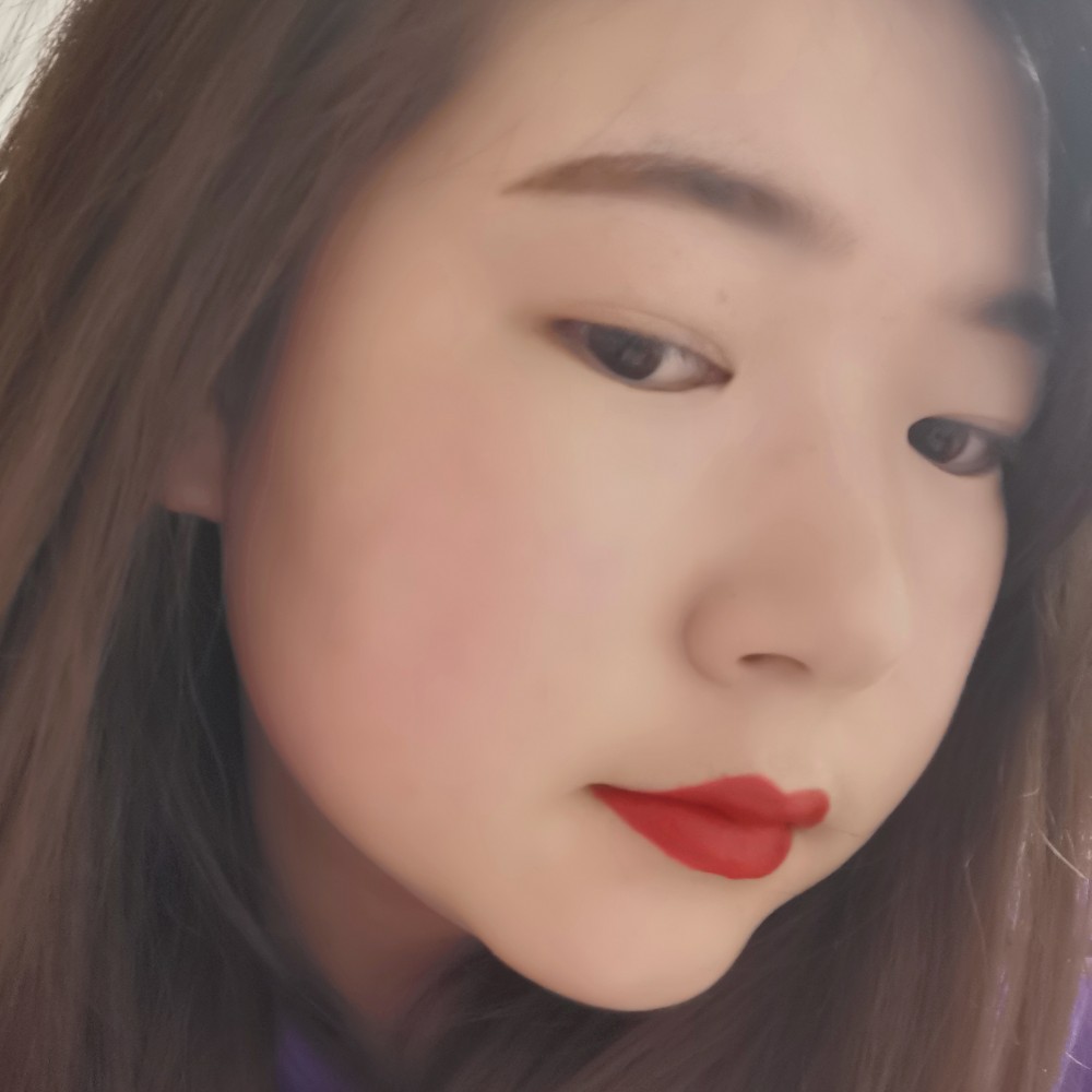 陌颜笑天真的照片