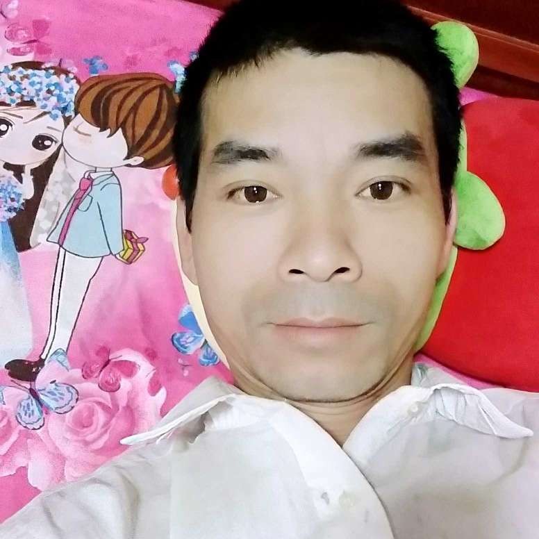 小梁。的照片