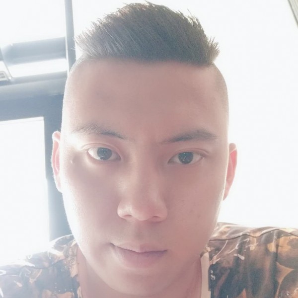 哥平凡也是限量版的照片