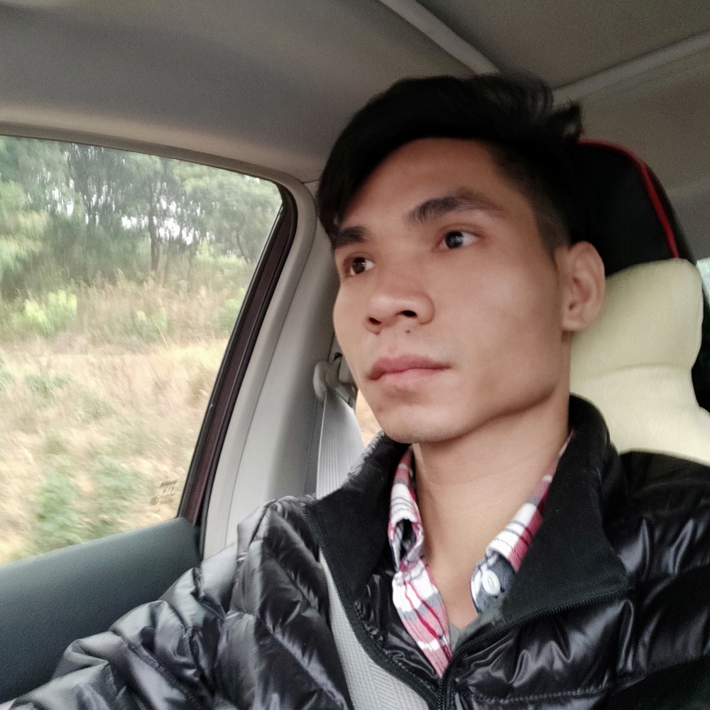 手机踢犹豫的照片