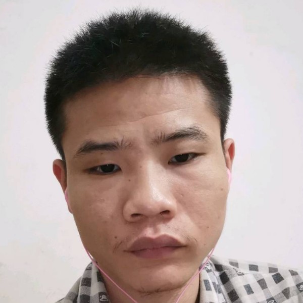 文艺拿宝贝的照片