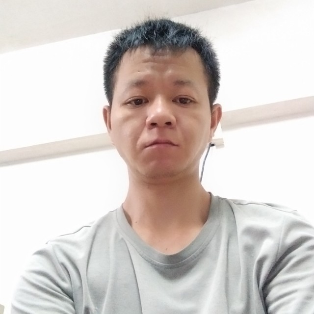 青衫吃醋寒冷的照片