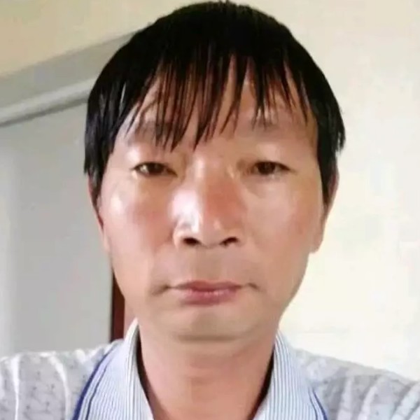 不说话的人的照片