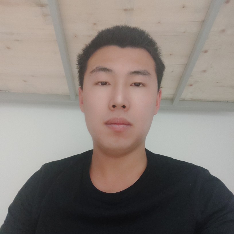 青年奋斗者的照片