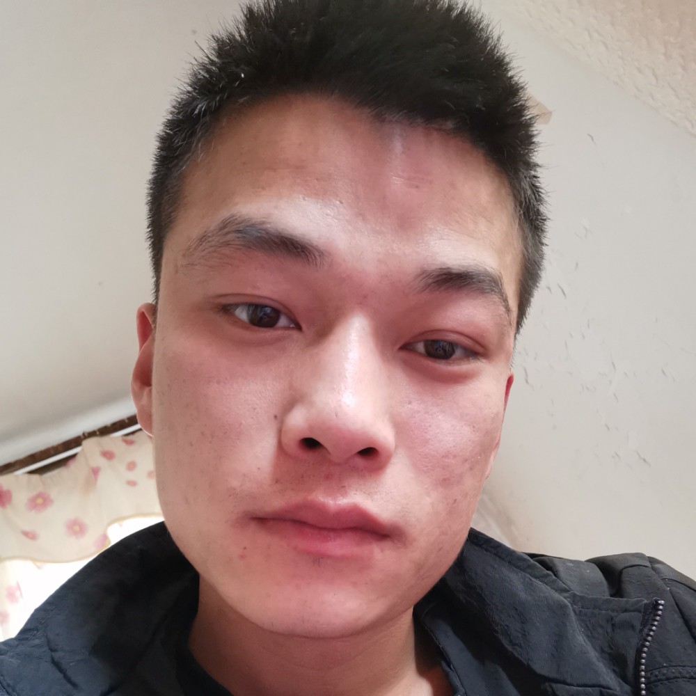 棒棒糖深拥真淳的照片