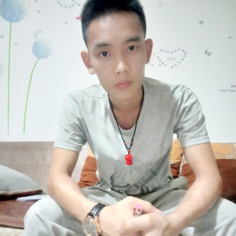 小伙子、的照片
