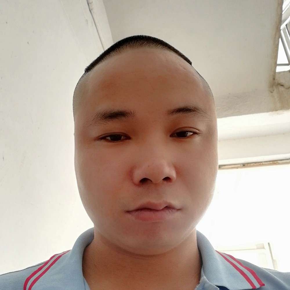 机灵苦恋路人的照片