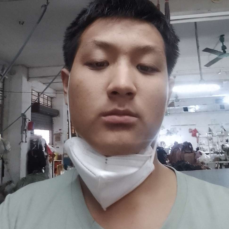 墨镜绵密所以你的照片