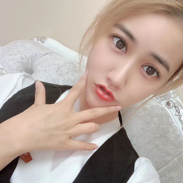 丁可小可爱的照片