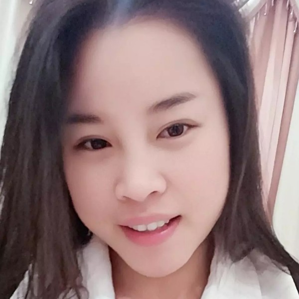舒服泪了春华的照片