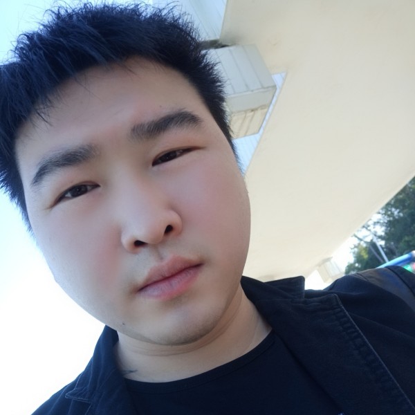 孤單狗的照片